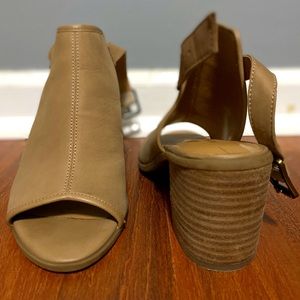 Franco Fortini size 7